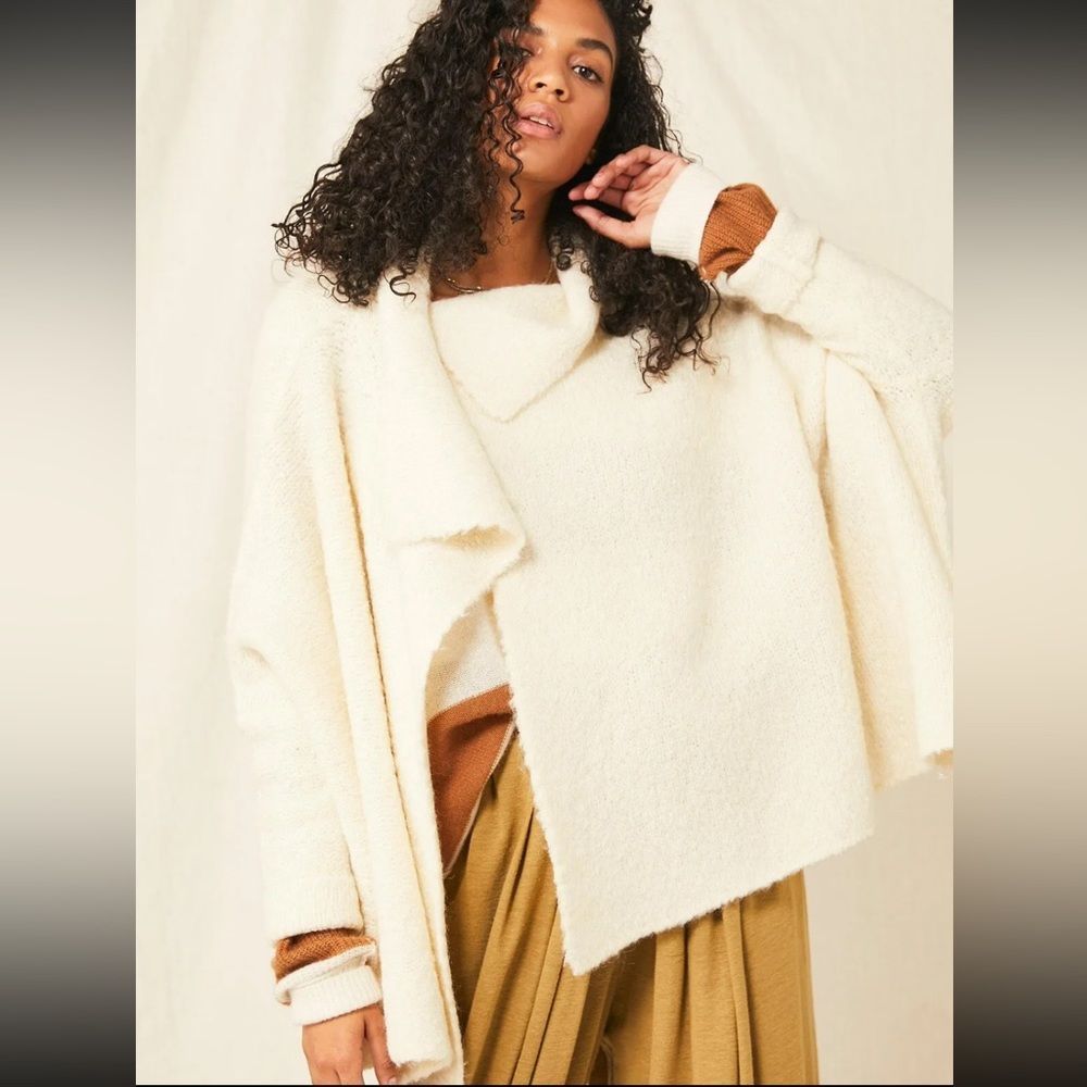 FREE PEOPLE FP ONE LAUREL CARDIGAN CARDI
SWEATER IN IVORY